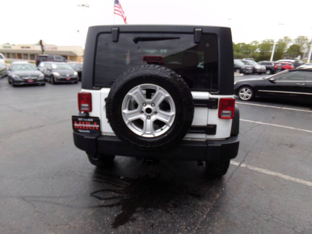 2015 Jeep Wrangler Image 52