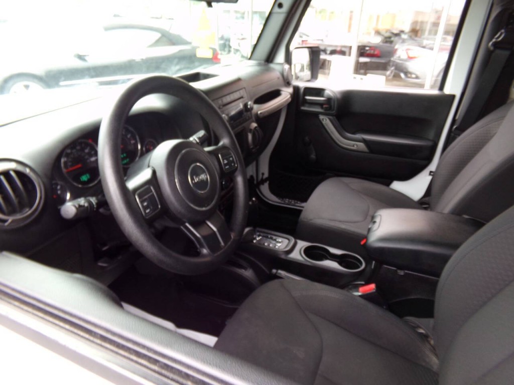 2015 Jeep Wrangler Image 54