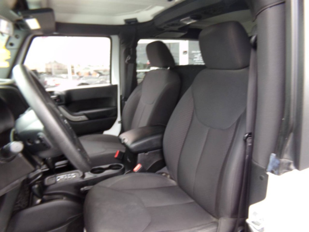 2015 Jeep Wrangler Image 55