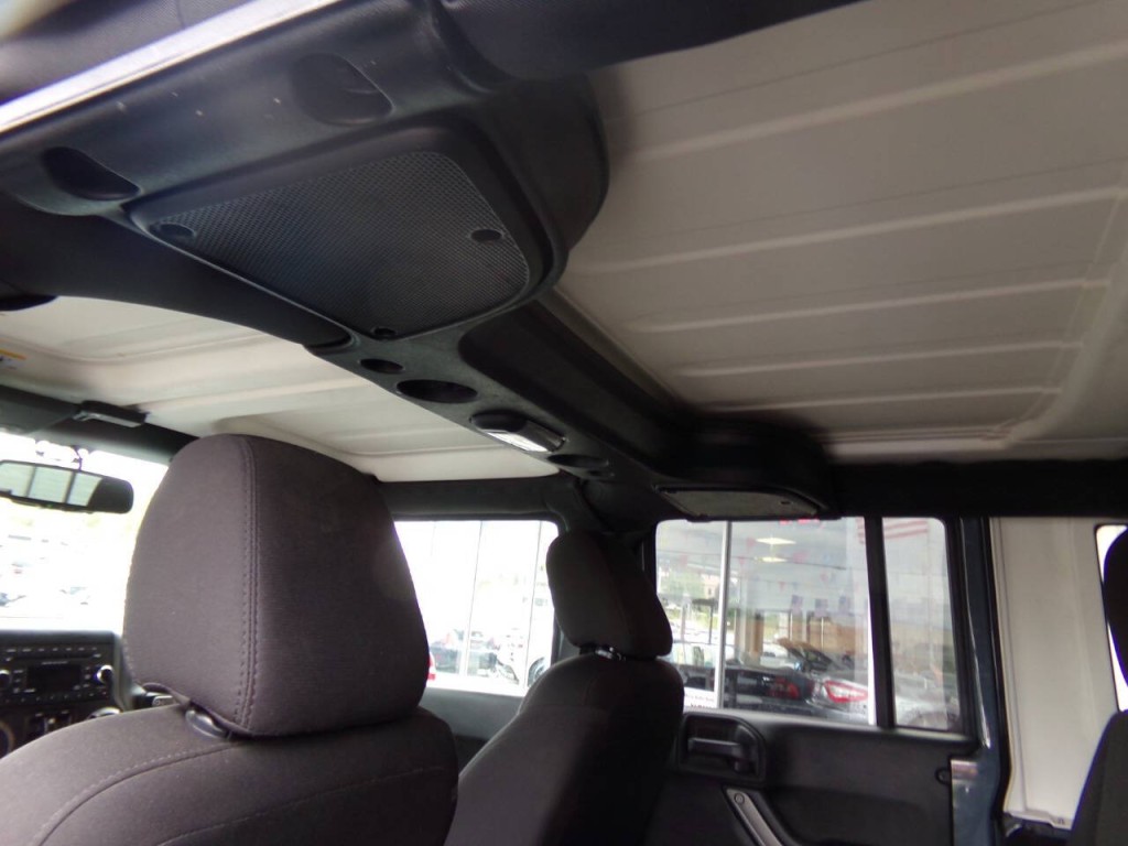 2015 Jeep Wrangler Unlimited Image 11