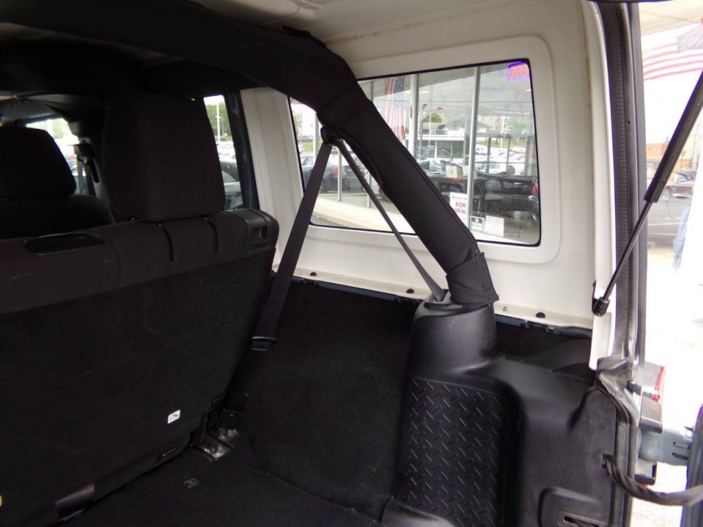 2015 Jeep Wrangler Unlimited Image 19