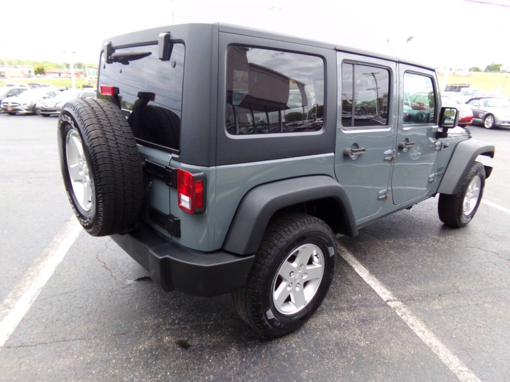 2015 Jeep Wrangler Unlimited Image 23