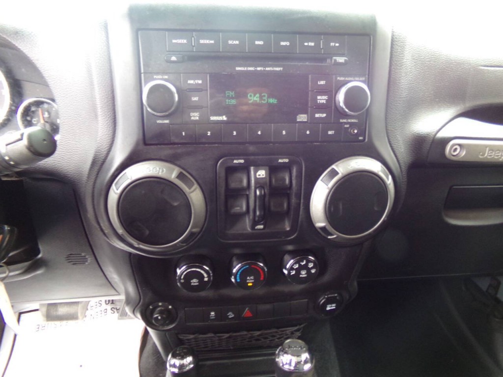 2015 Jeep Wrangler Unlimited Image 38