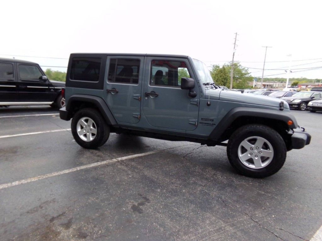 2015 Jeep Wrangler Unlimited Image 42