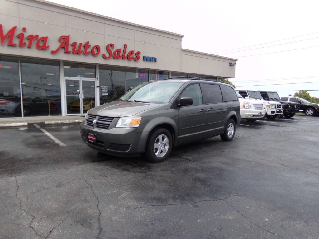 2010 Dodge Grand Caravan Image 2
