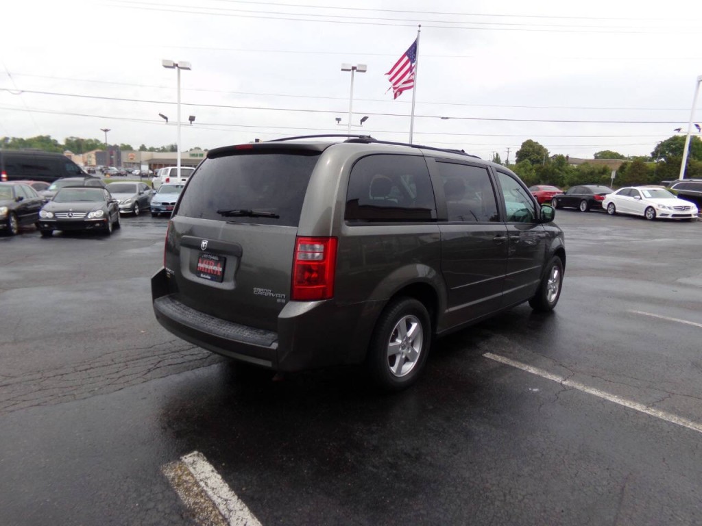 2010 Dodge Grand Caravan Image 6
