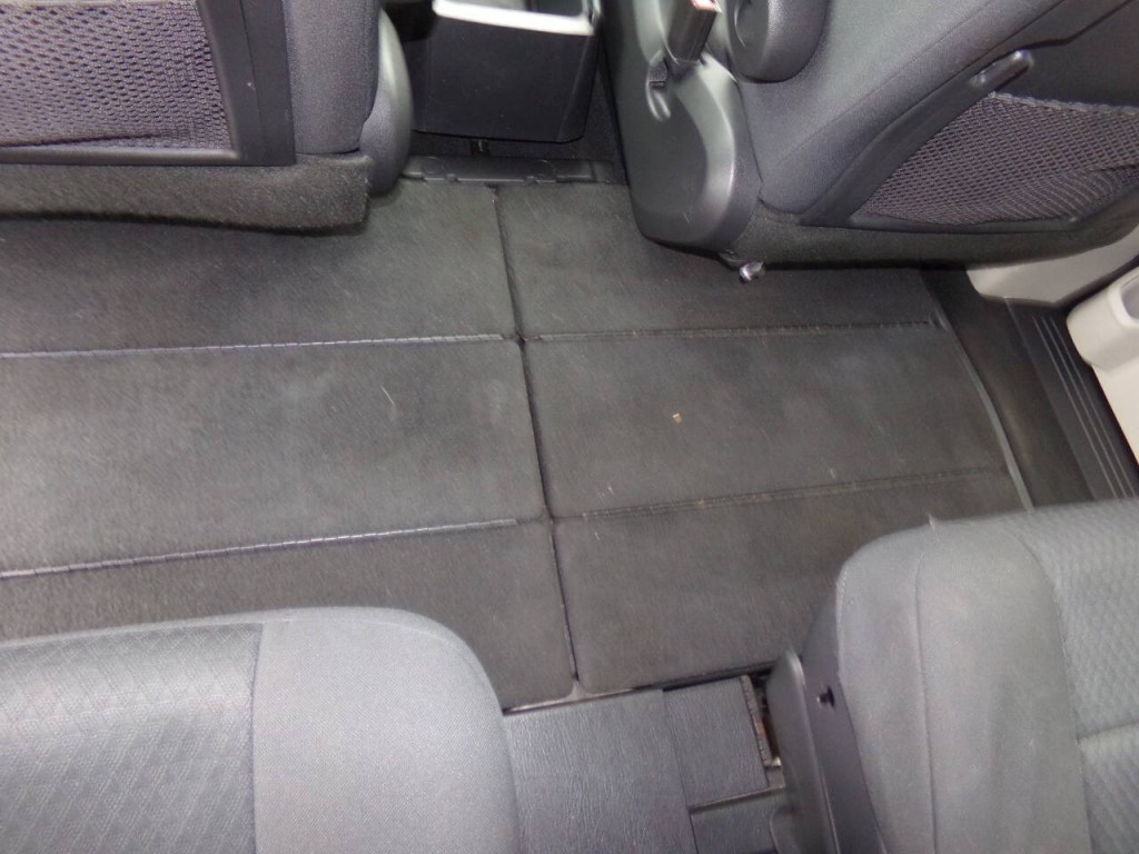 2010 Dodge Grand Caravan Image 18