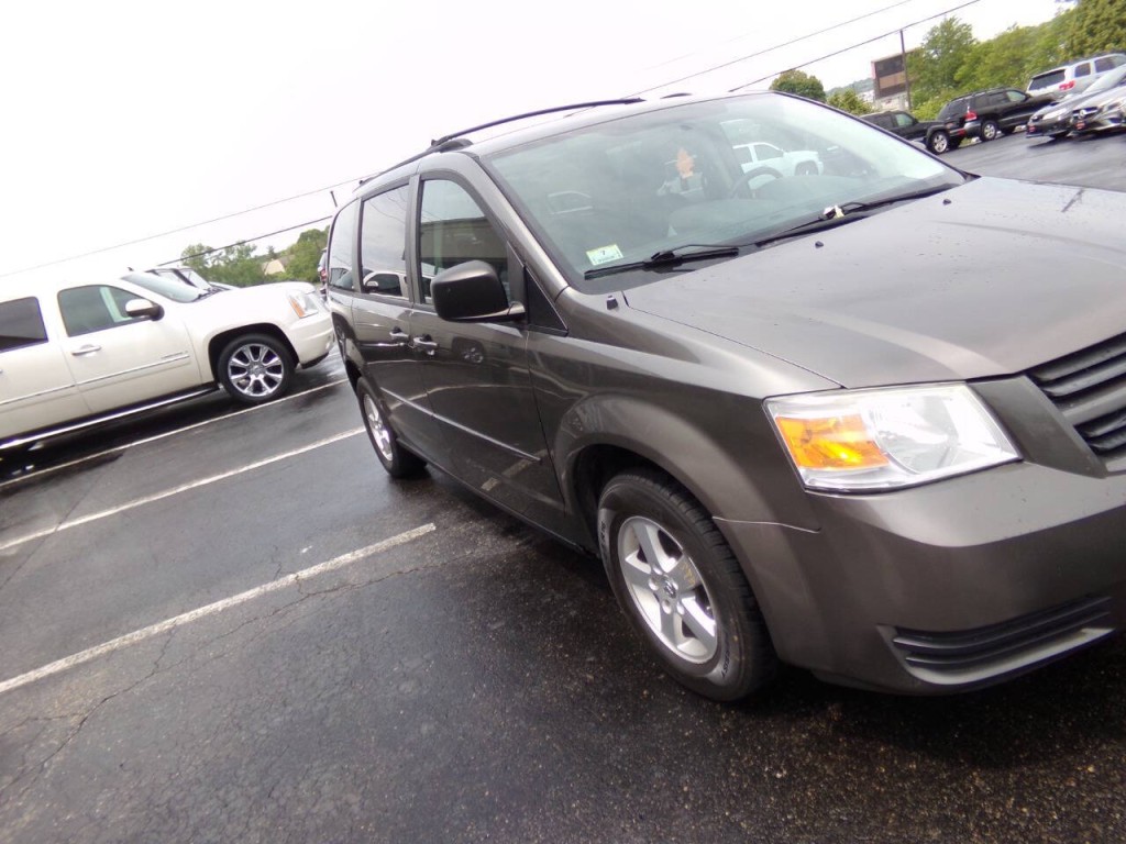 2010 Dodge Grand Caravan Image 46