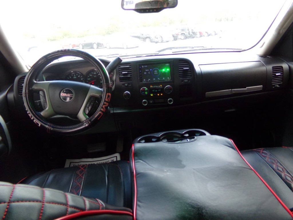 2008 GMC Sierra 1500 Image 17