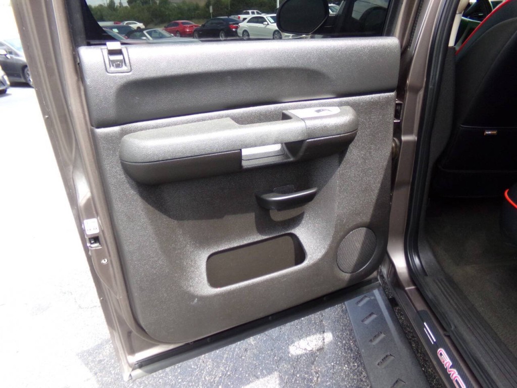 2008 GMC Sierra 1500 Image 18