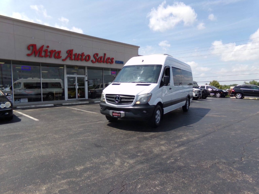 2014 Mercedes-Benz Sprinter Image 5
