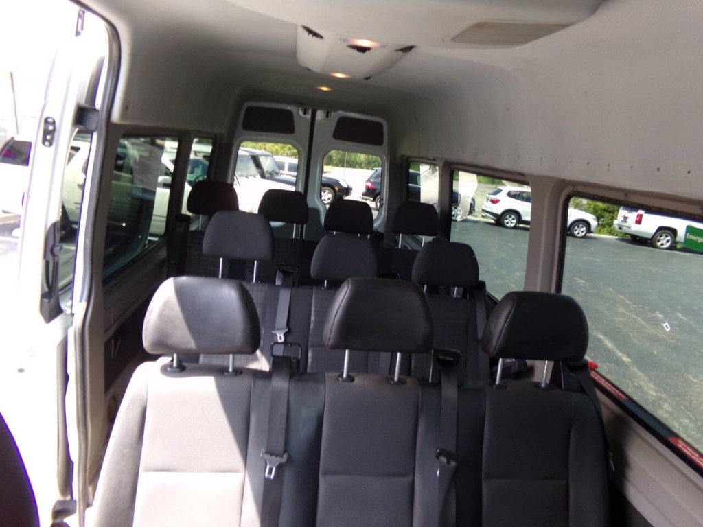 2014 Mercedes-Benz Sprinter Image 28