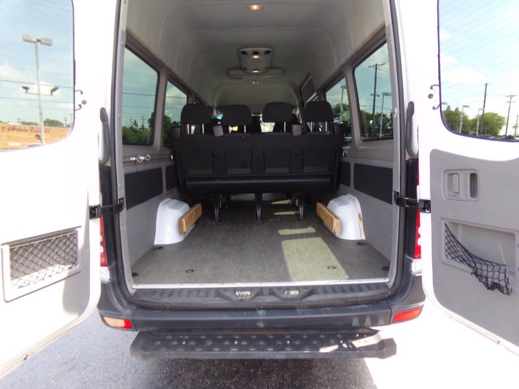 2014 Mercedes-Benz Sprinter Image 37