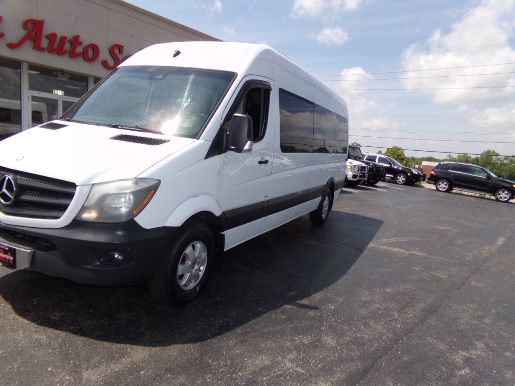 2014 Mercedes-Benz Sprinter Image 46