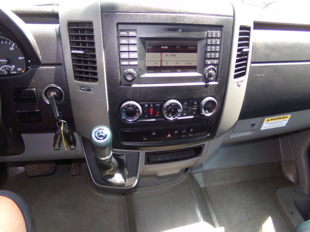 2014 Mercedes-Benz Sprinter Image 71
