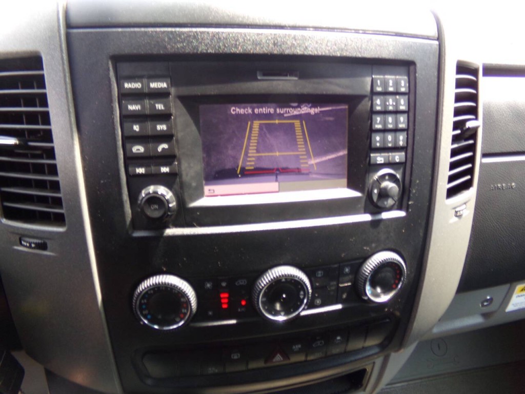 2014 Mercedes-Benz Sprinter Image 73