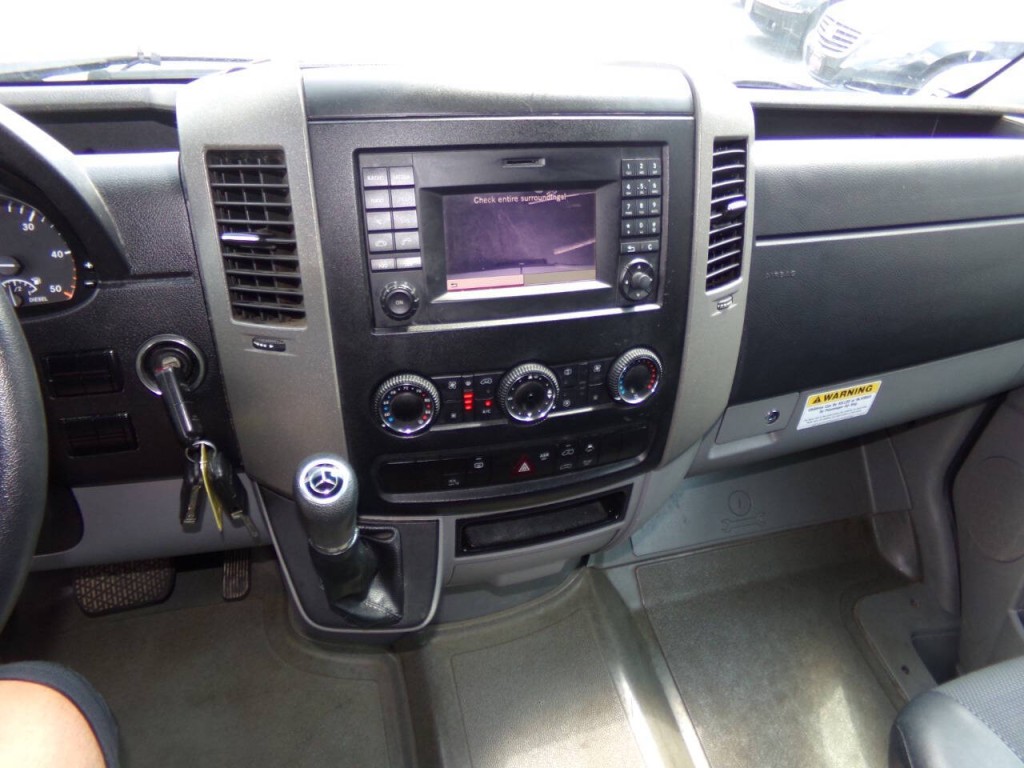 2014 Mercedes-Benz Sprinter Image 74