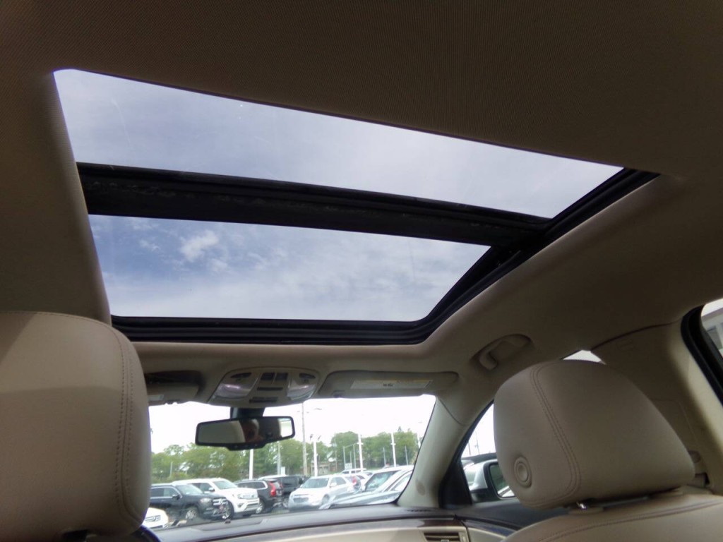2016 Buick LaCrosse Image 16