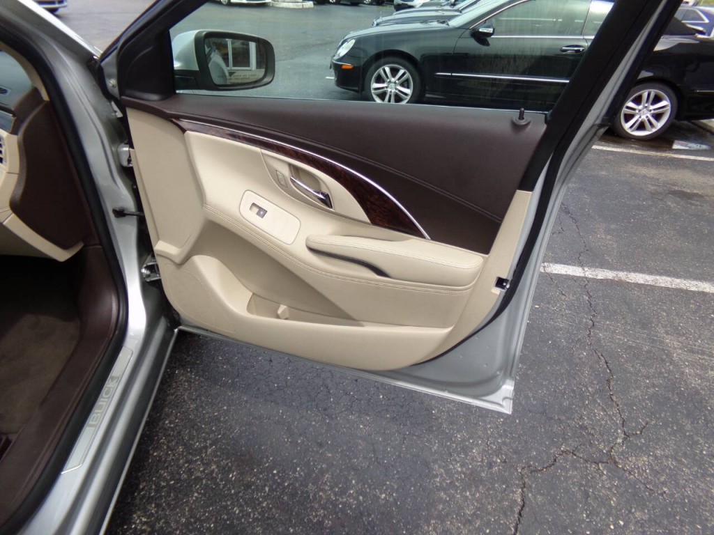 2016 Buick LaCrosse Image 30