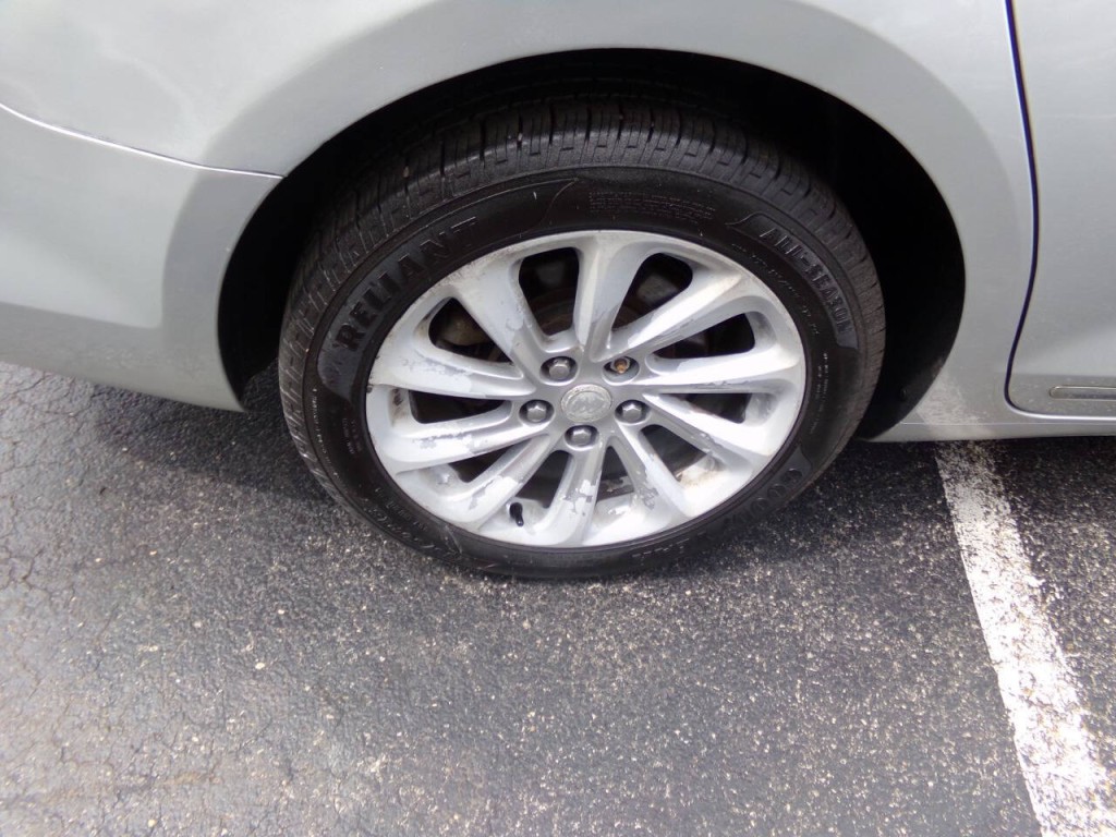 2016 Buick LaCrosse Image 42