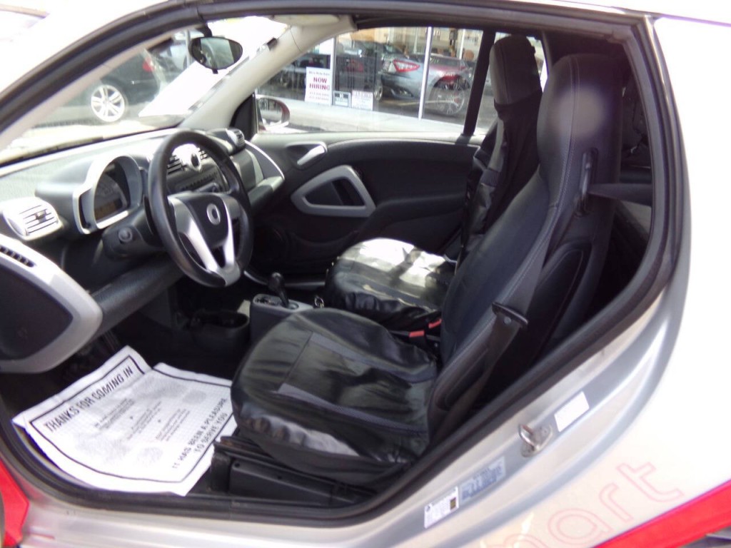 2009 smart fortwo Image 11