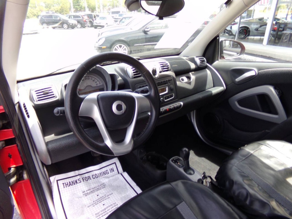 2009 smart fortwo Image 13