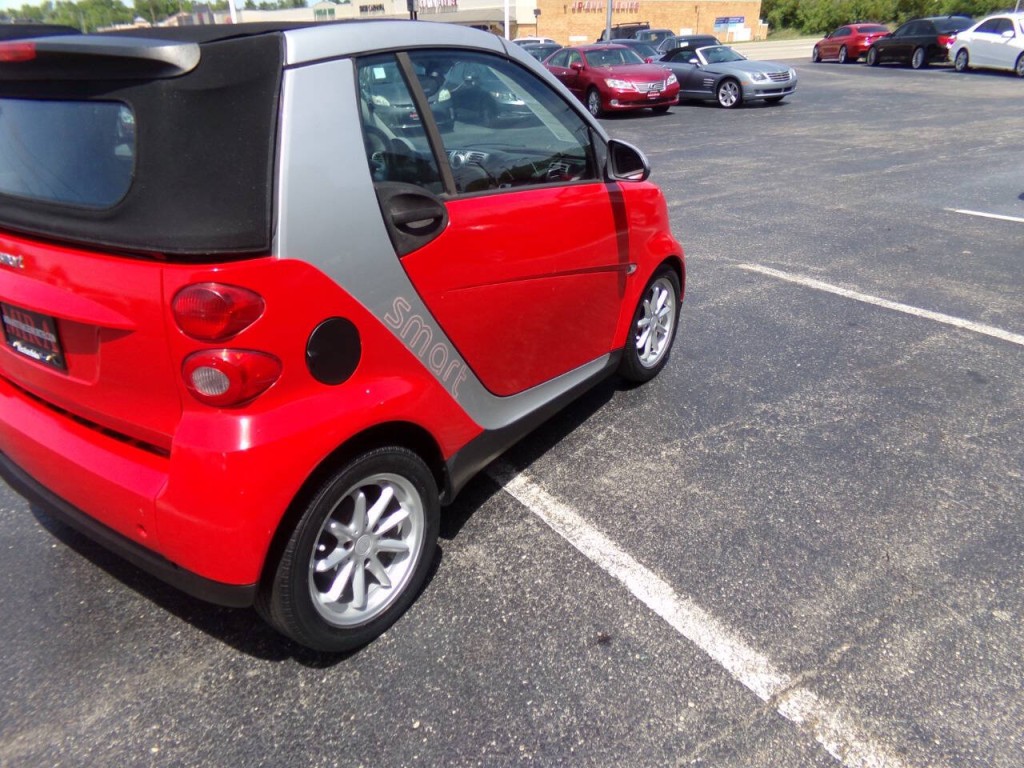 2009 smart fortwo Image 28