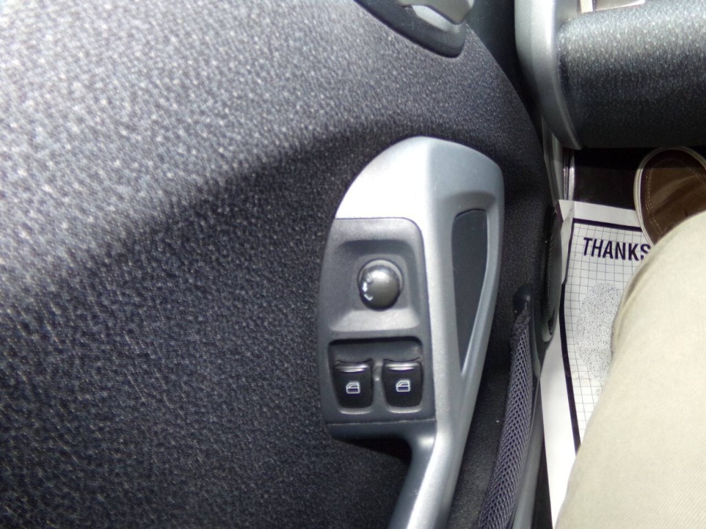 2009 smart fortwo Image 39