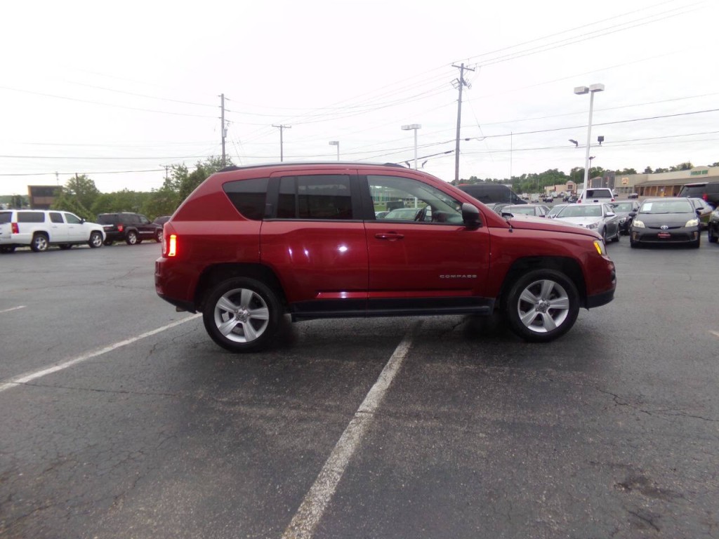 2016 Jeep Compass Image 5