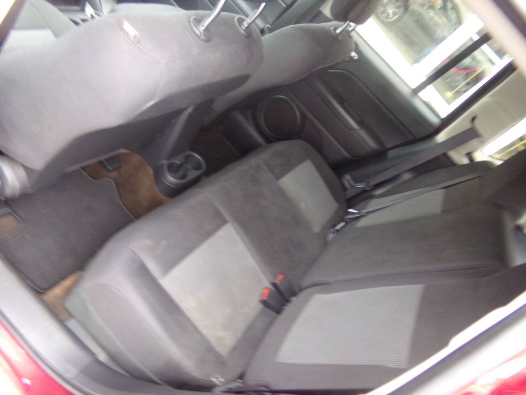2016 Jeep Compass Image 14