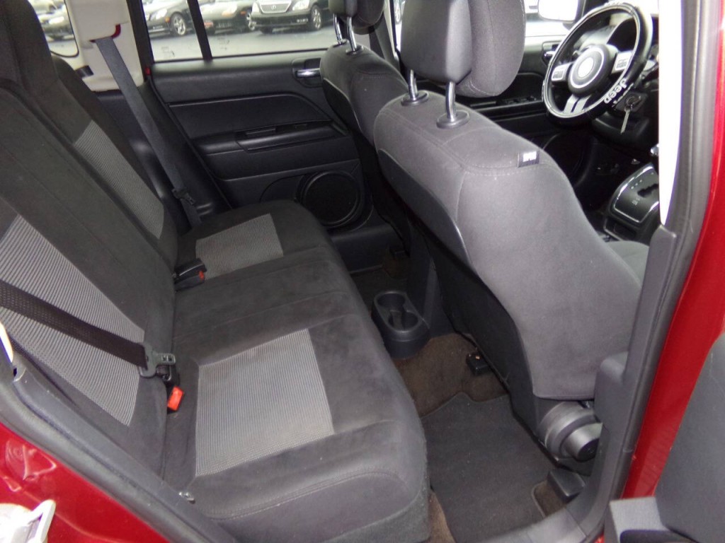 2016 Jeep Compass Image 21