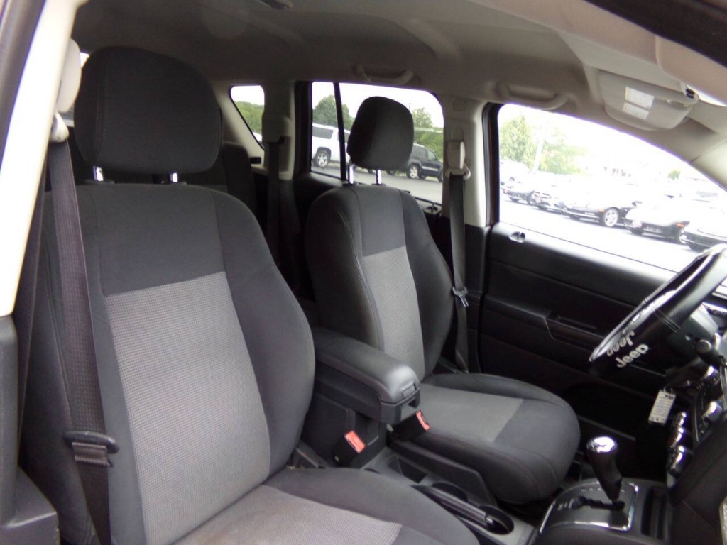 2016 Jeep Compass Image 27