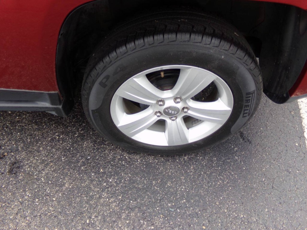 2016 Jeep Compass Image 36