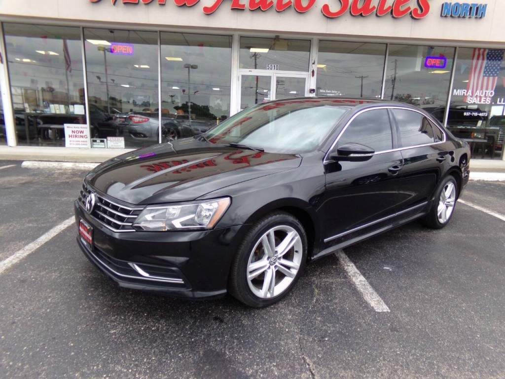 2016 Volkswagen Passat Image 46