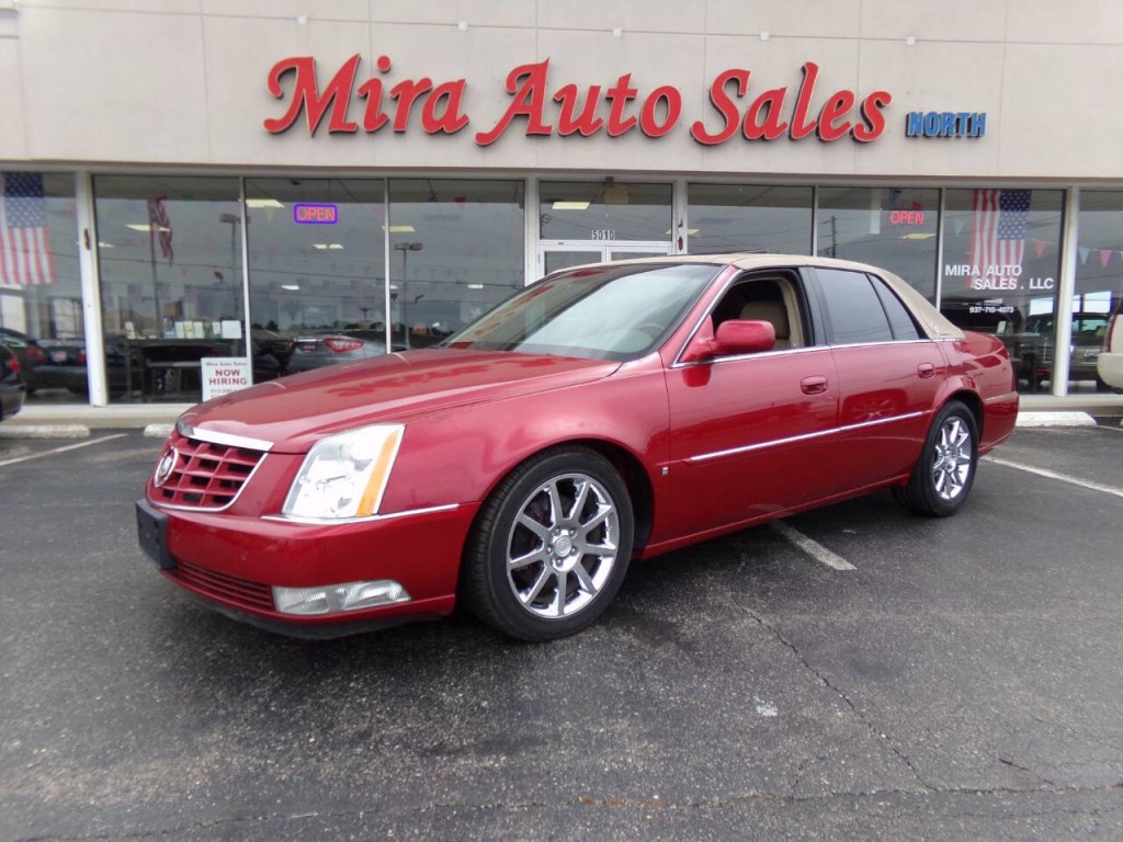 2006 Cadillac DTS Image 1