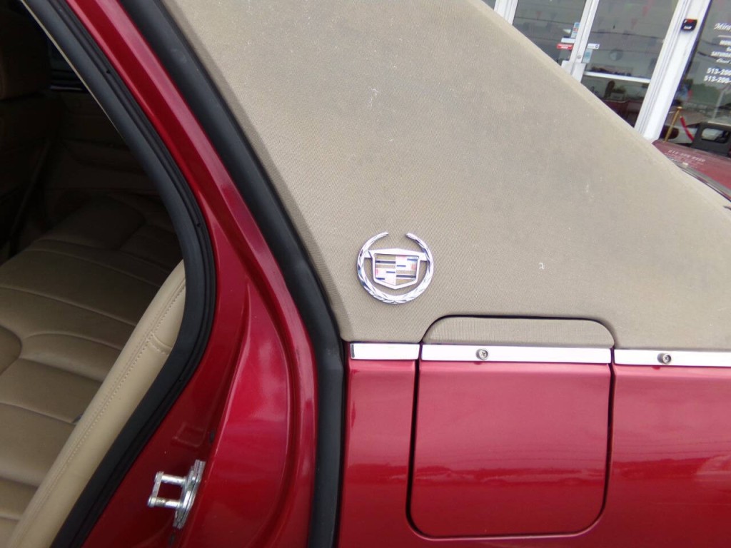 2006 Cadillac DTS Image 10