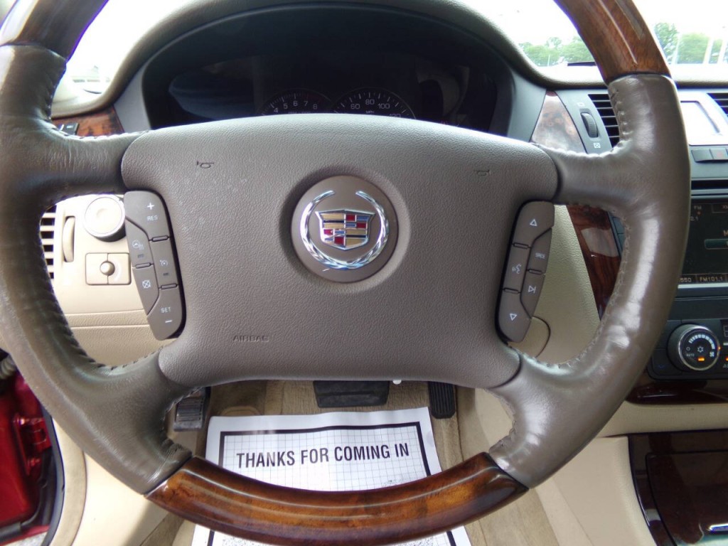 2006 Cadillac DTS Image 14