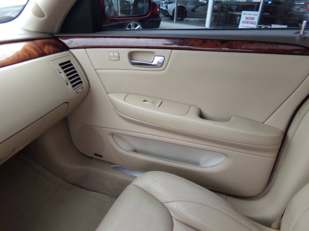 2006 Cadillac DTS Image 21