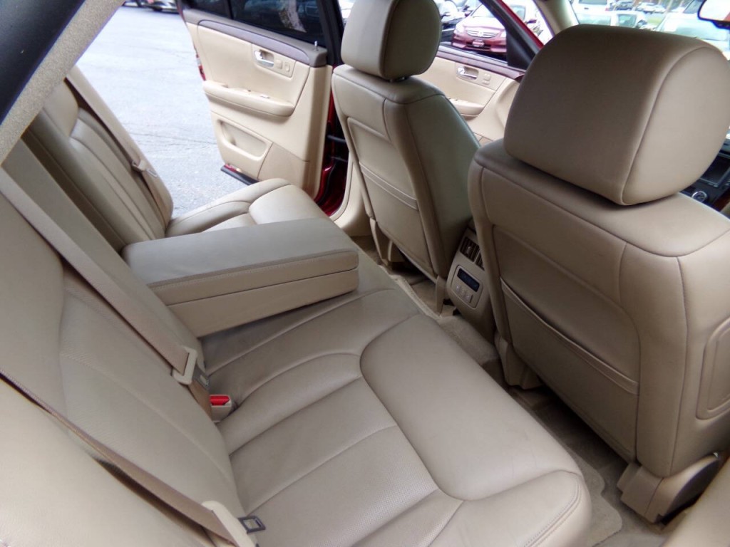 2006 Cadillac DTS Image 27