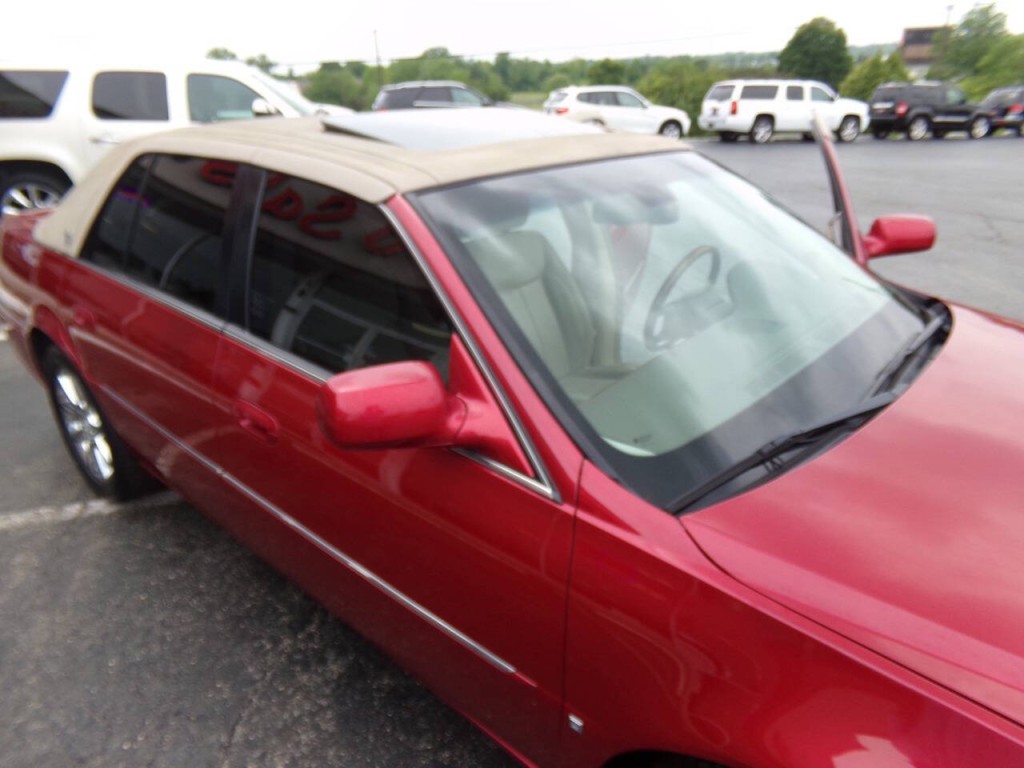 2006 Cadillac DTS Image 38