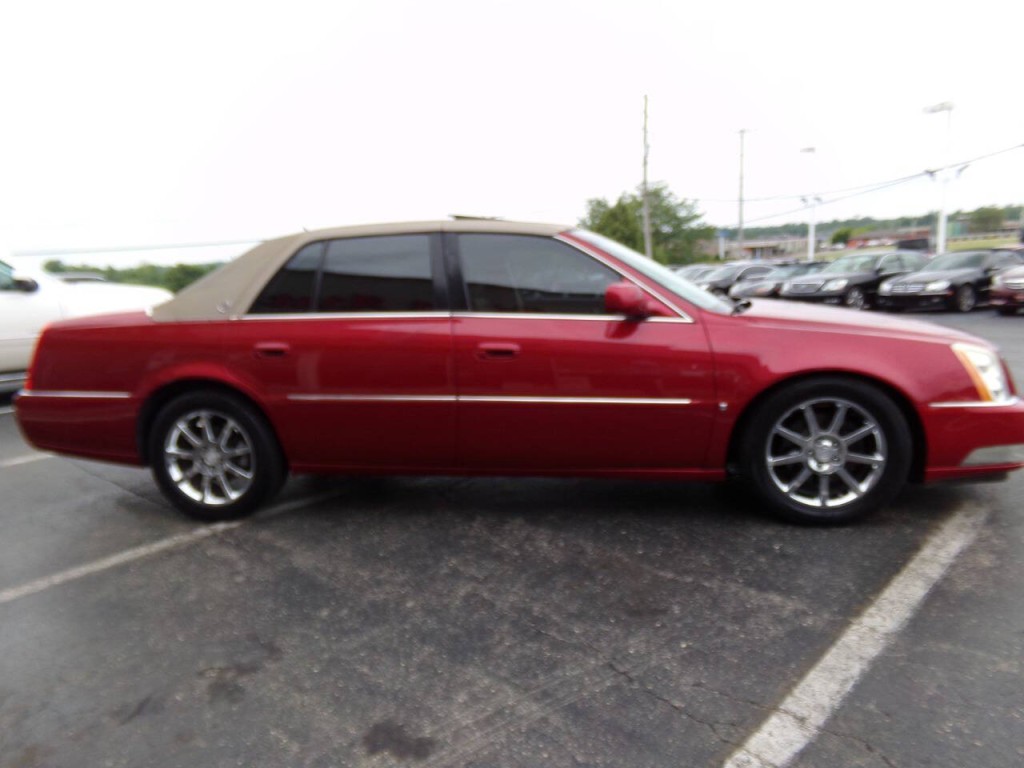 2006 Cadillac DTS Image 45