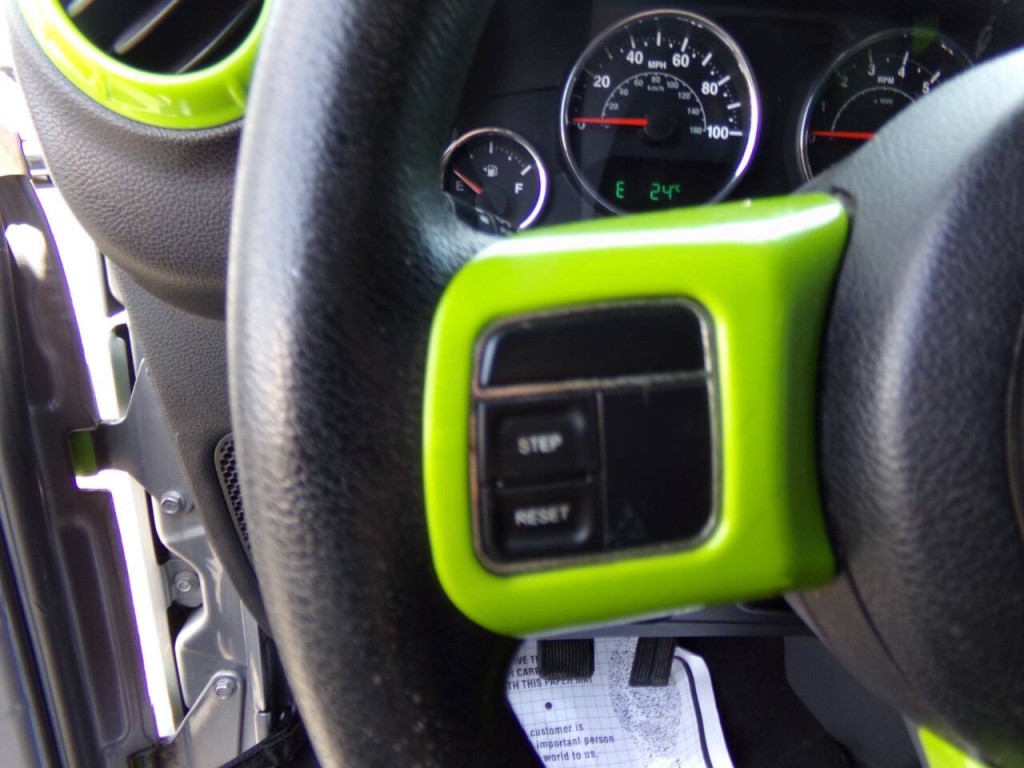 2014 Jeep Wrangler Image 9