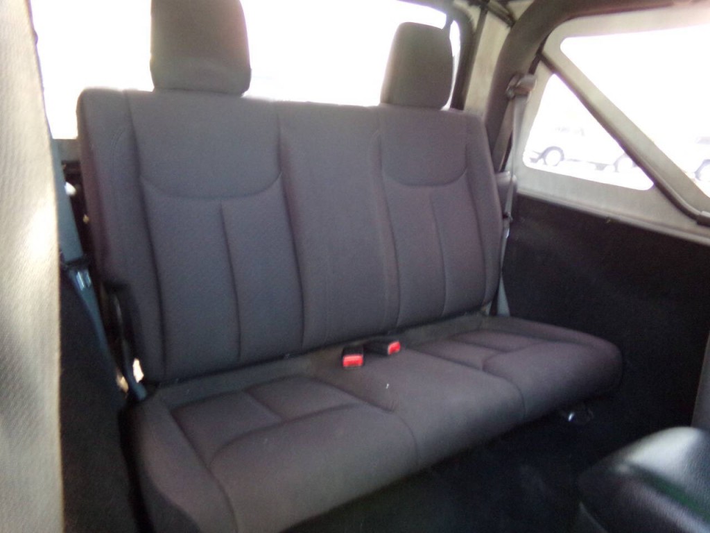 2014 Jeep Wrangler Image 20