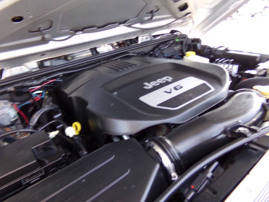 2014 Jeep Wrangler Image 26