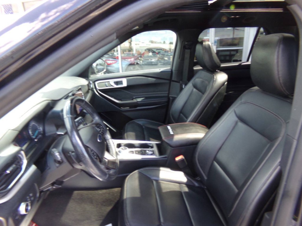 2020 Ford Explorer Image 9