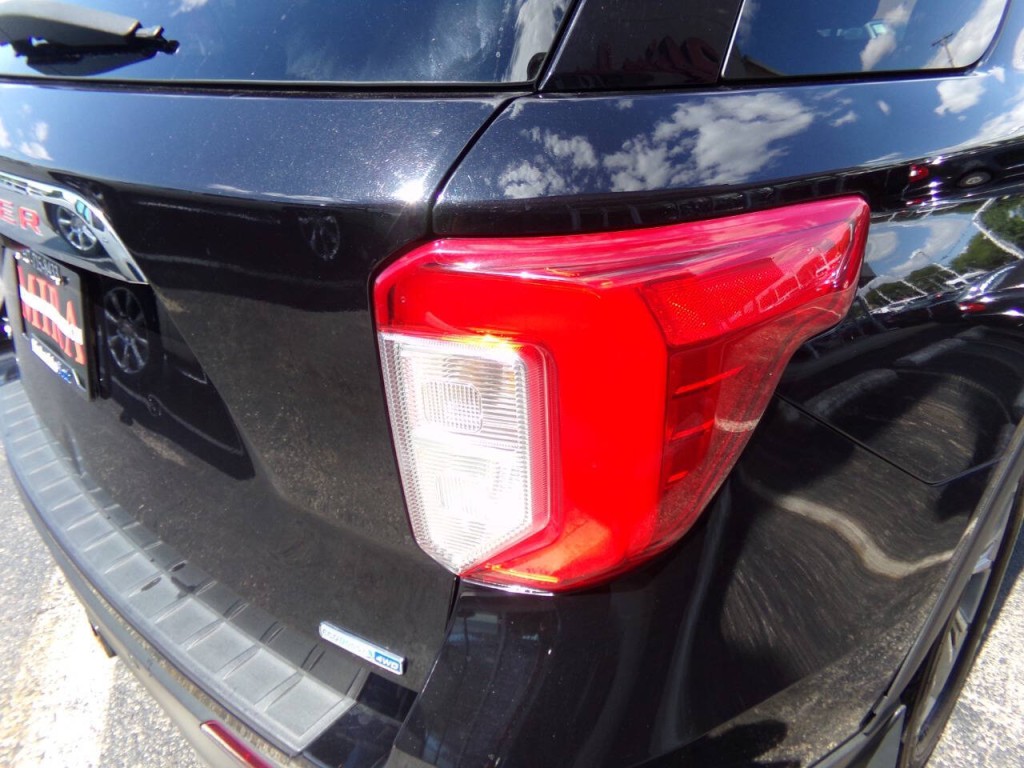 2020 Ford Explorer Image 38