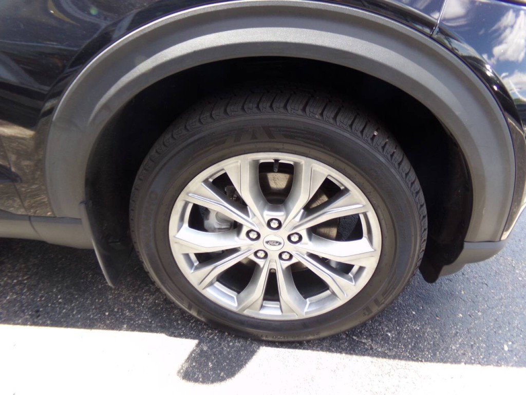 2020 Ford Explorer Image 54