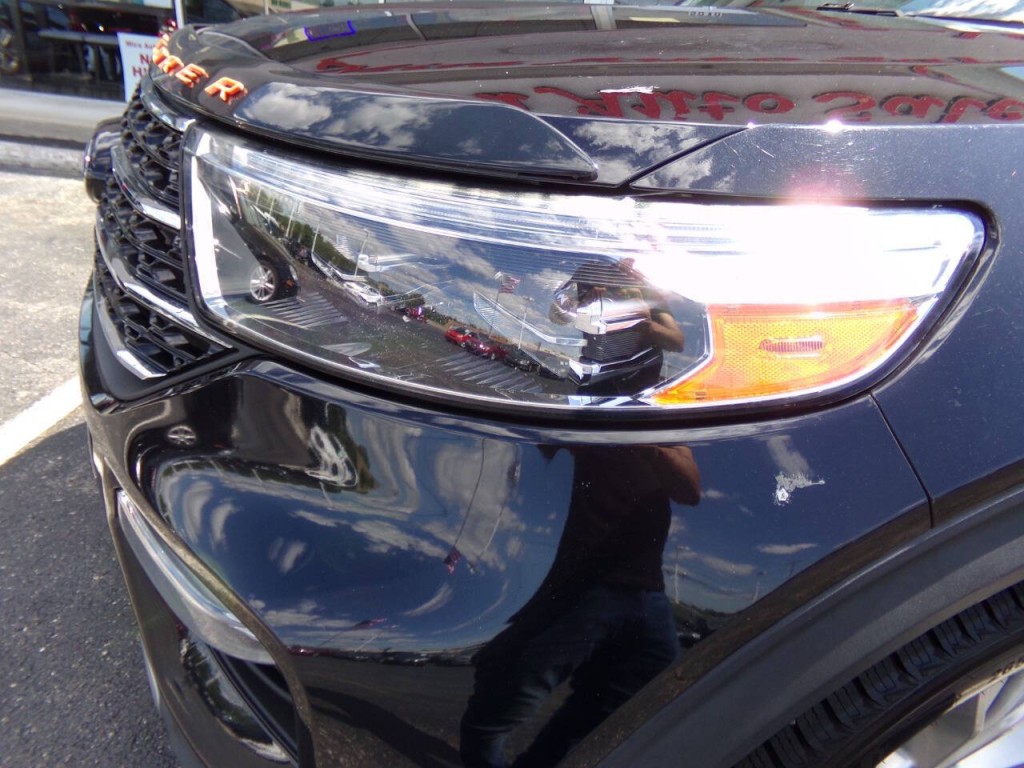 2020 Ford Explorer Image 56
