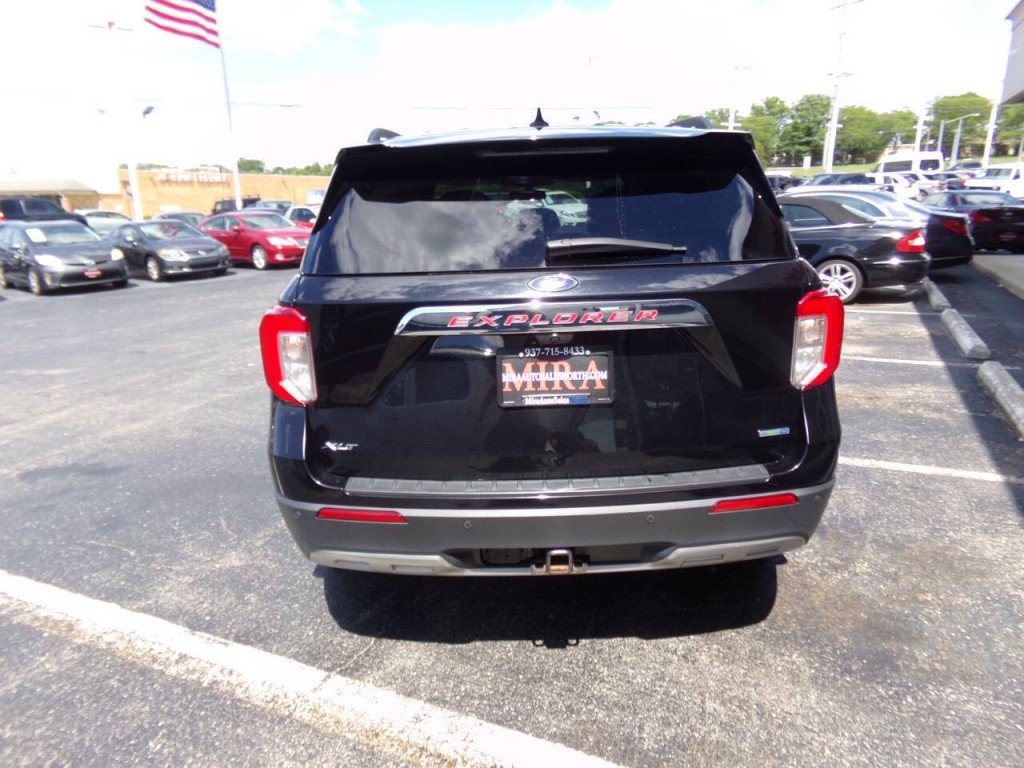 2020 Ford Explorer Image 64
