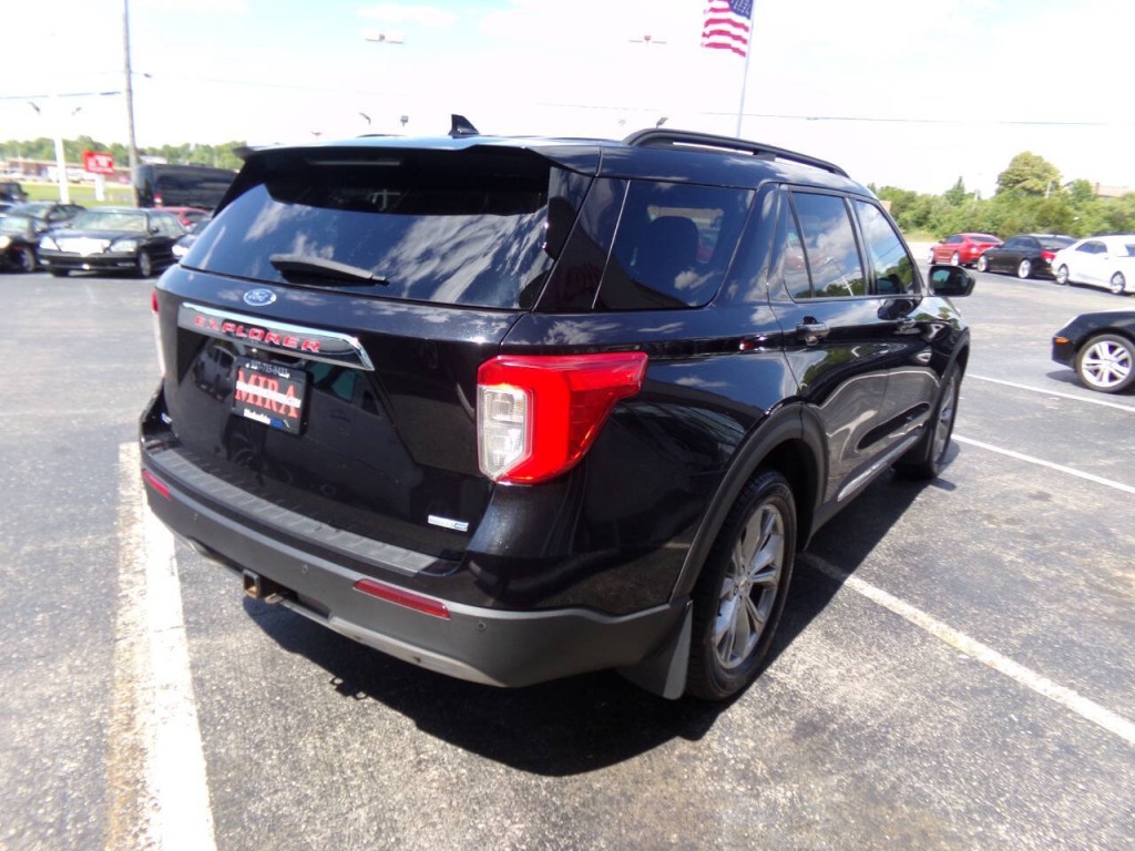 2020 Ford Explorer Image 65
